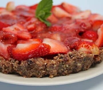 Raw Strawberry Tart from Carrie Forrest