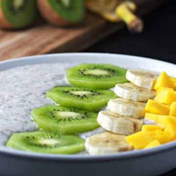 Chia seed breakfast pudding