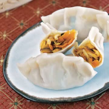 Instant Pot Asian vegan dumplings