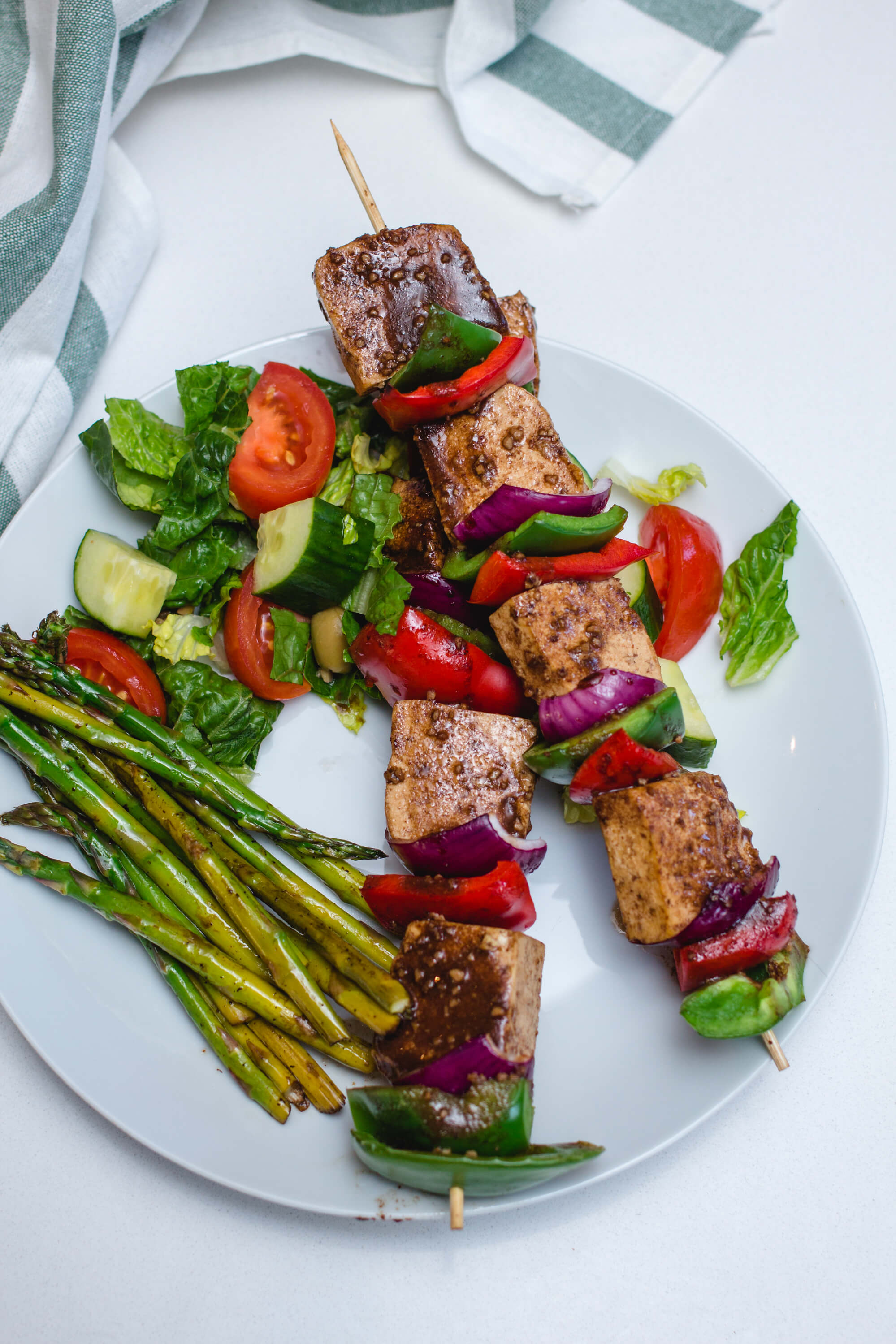 Vegan Slouvlaki Tofu Skewers | VegKitchen