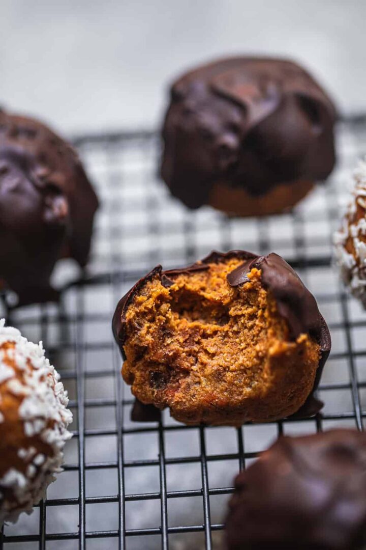 Vegan Carrot Cake Bliss Balls (No Bake, Gluten Free) | Veg Kitchen