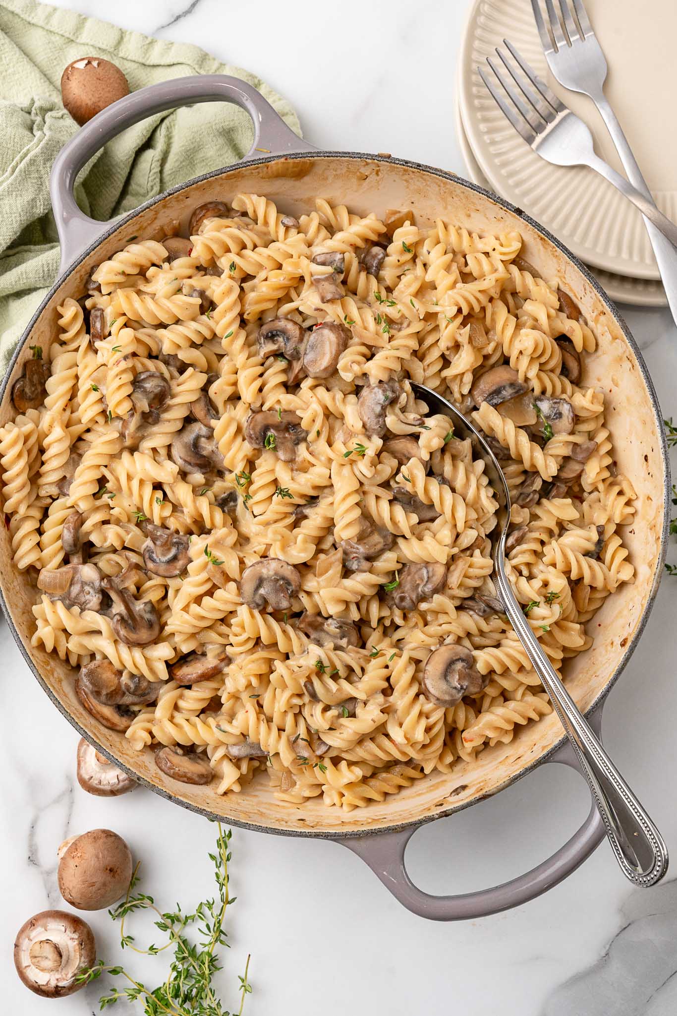 vegan creamy mushroom pasta