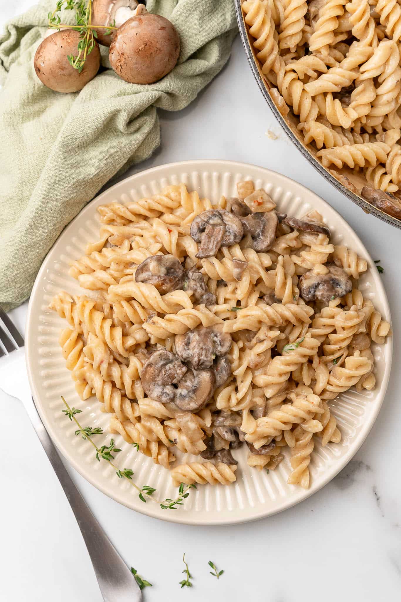 vegan creamy mushroom pasta