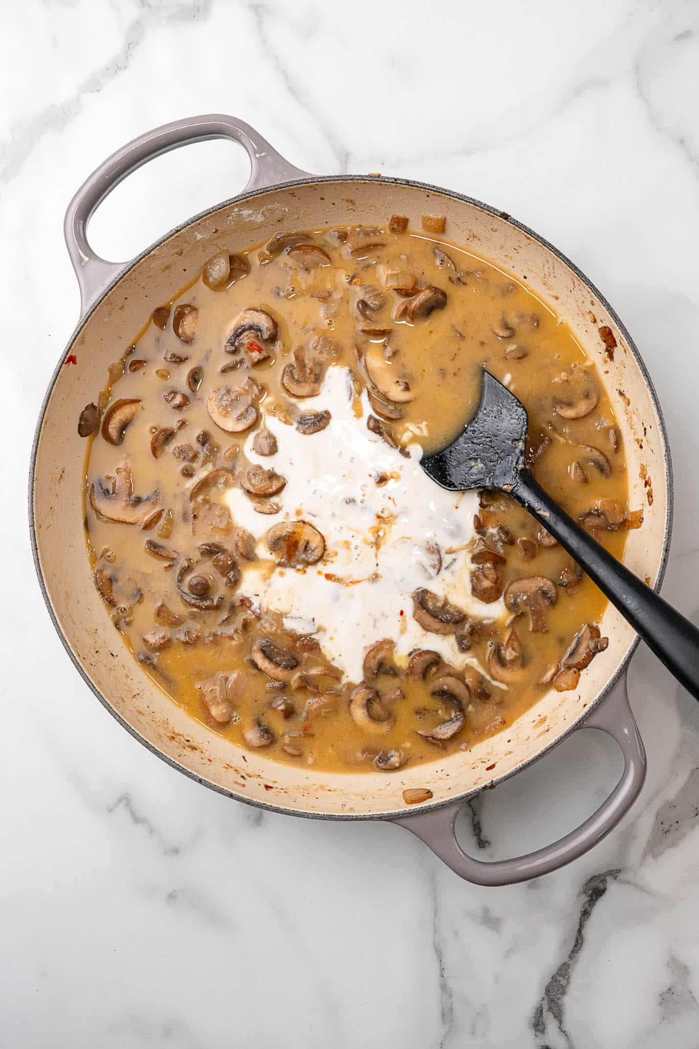 vegan creamy mushroom pasta